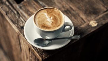 tasse de café caféine cappucino