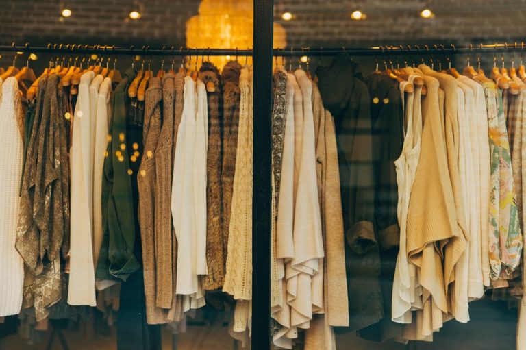 vêtements magasin mode