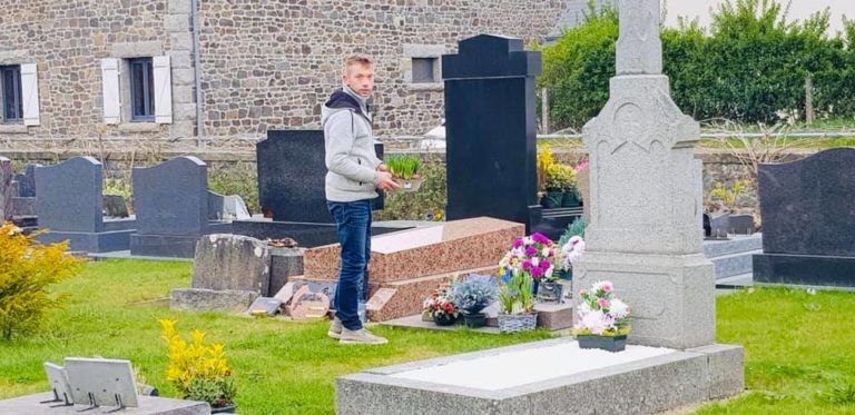 Fleuriste cimetière
