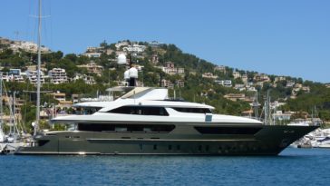yacht - Erwin Drews