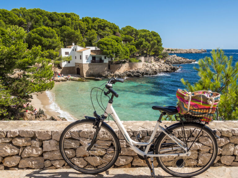 Majorque aller à la plage en vélo